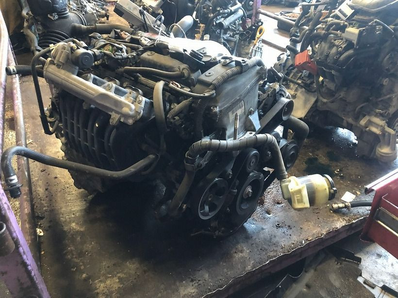 1AZ-FSE VOXY AZR60 2005